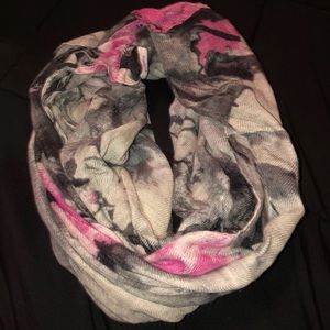 Grey/Pink infinity scarf